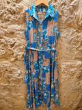 Vestido midi con cinturón estampado